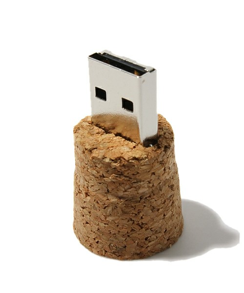 2202212 B 01 Cork USB Flash Drive