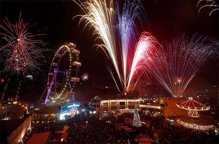 23 New Years 2012: Celebrations Around the World!
