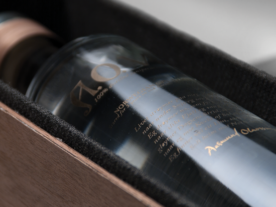 A.O. Vinje GIN Packaging 57a98c63e651cad3da6bacba6e218cf1 A.O. Vinje GIN Packaging