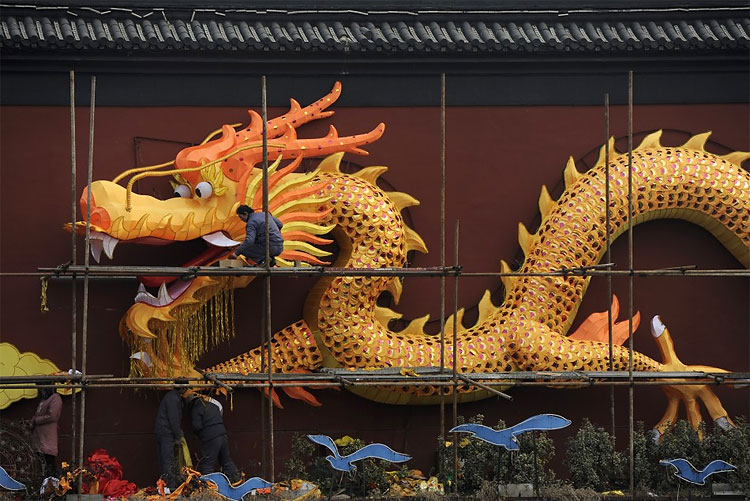 76 Chinese New Year 2012: Dragon Fever Begins