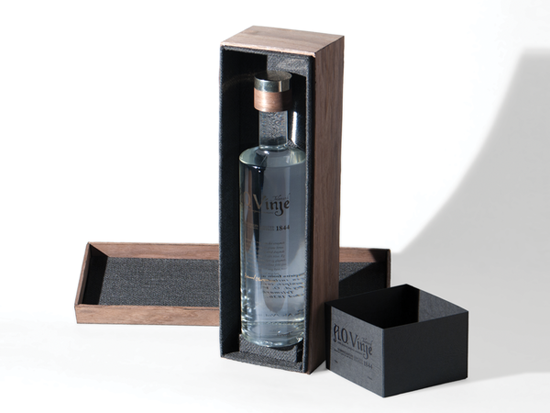 A.O. Vinje GIN Packaging 9965fee94657e305d3c37ca75bcf7f3a A.O. Vinje GIN Packaging