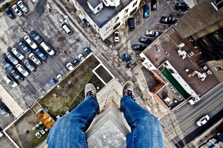 fHBSk 750x496 Life on the Edge by Dennis Maitland