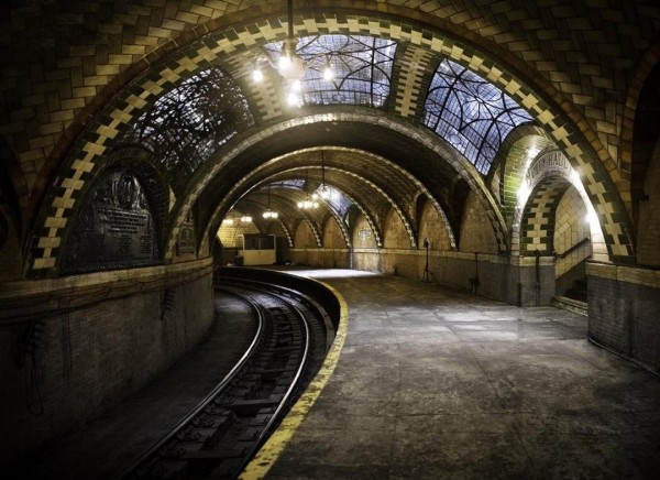 New York City Hall Secret Subway Station slide 13167 179141 huge 600x436 New York City Hall Secret Subway Station