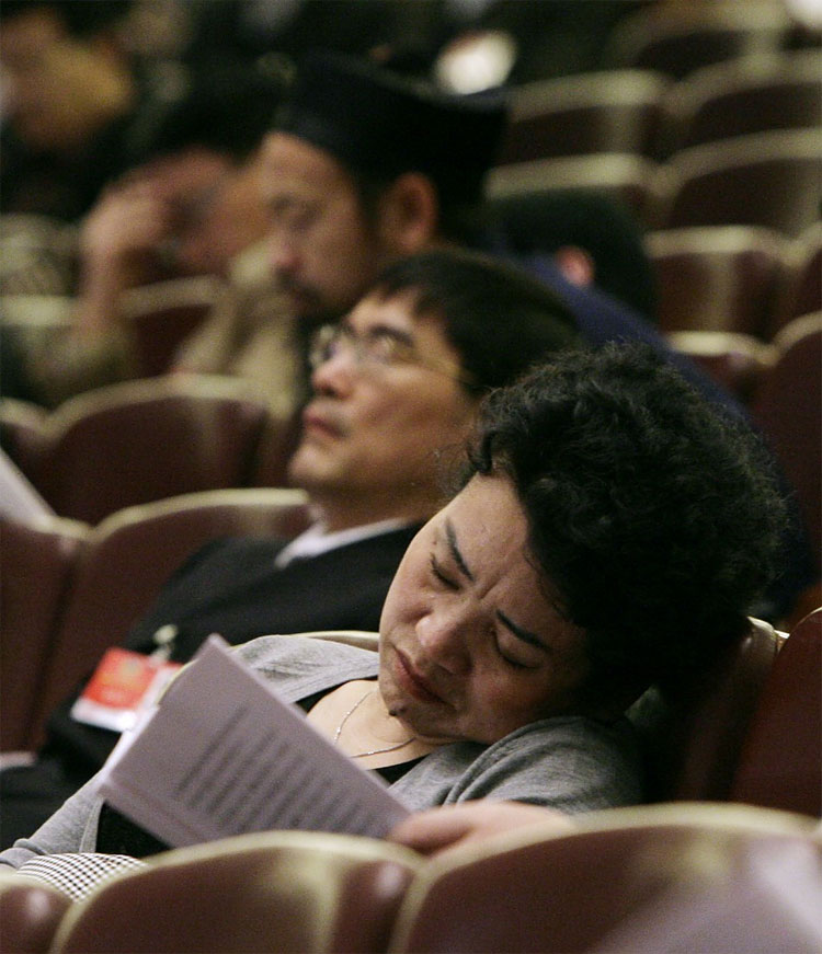 101 Sleepy Politicians in Pictures: Do They Literally Sleep Over Matters?