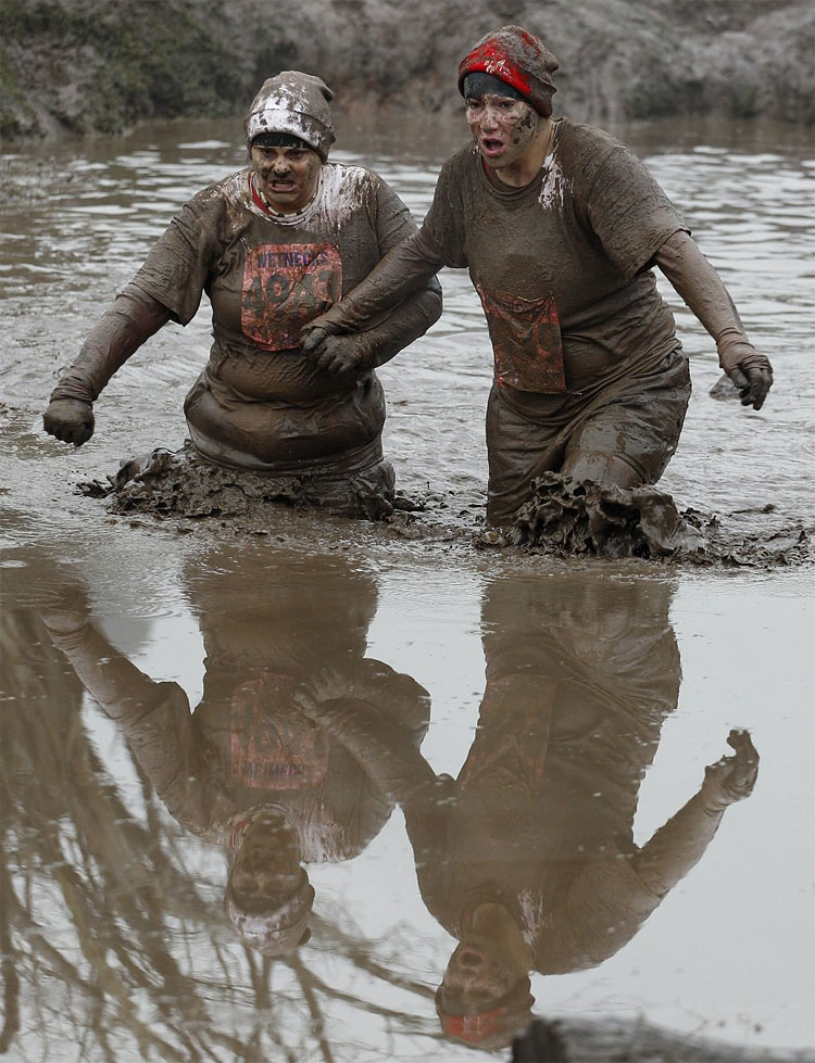 107 Tough Guy Challenge 2012: Blood, Guts & Glory