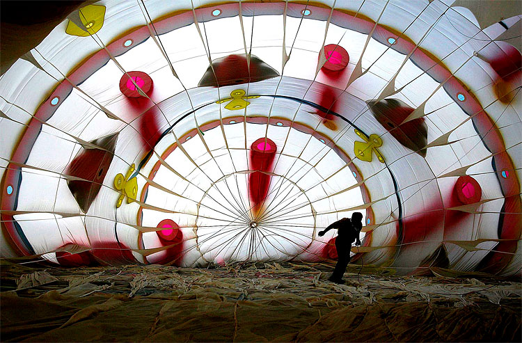 February 2012: Carnivals, Festivals, Celebrations and Protests Around the Globe 11107 February 2012: Carnivals, Festivals, Celebrations and Protests Around the Globe
