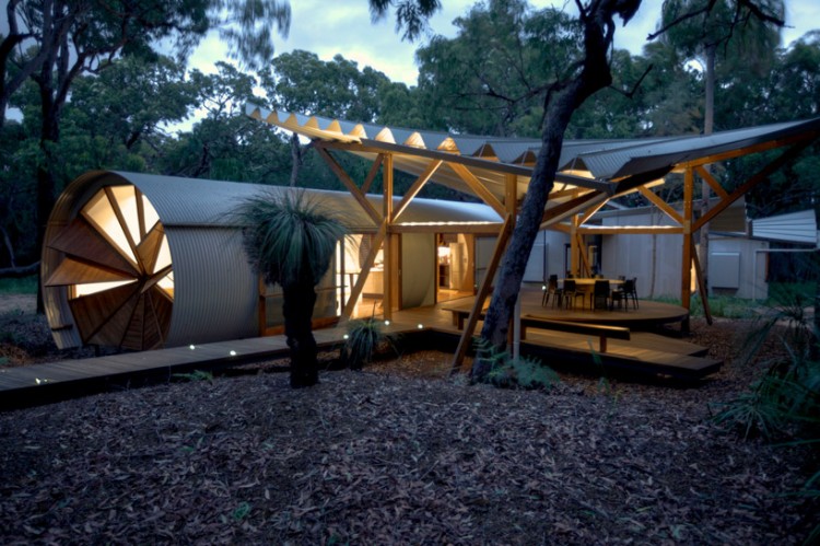 1178 750x499 Drew house by Simon Laws