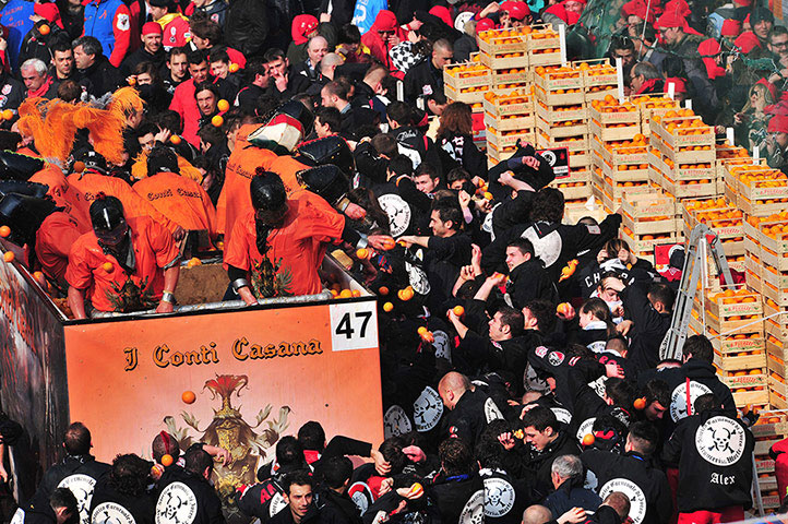 1278 Battle of the Oranges in North Italy