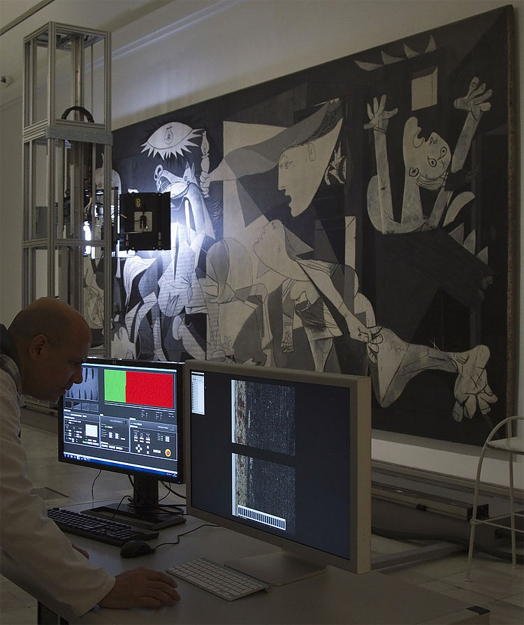 1346 Picassos Guernica Gets Robot Inspection Before Historic Renovation