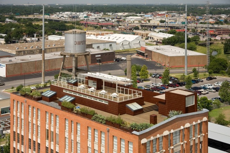 1420 750x499 Collector’s Loft by Poteet Architects