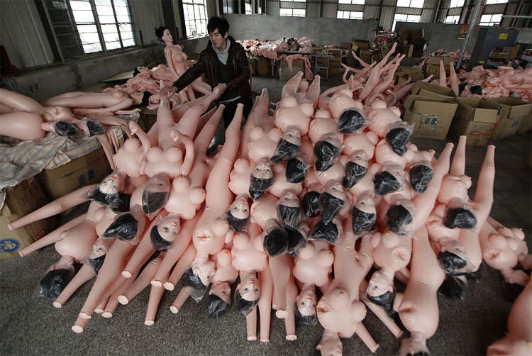 China’s Sex Toy Industry Booms 393 China’s Sex Toy Industry Booms