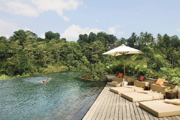 Magnificent Infinity Pools at Ubud Hanging Gardens Luxury Hotel & Resort Infinity Pools Ubud 21 Magnificent Infinity Pools at Ubud Hanging Gardens Luxury Hotel & Resort