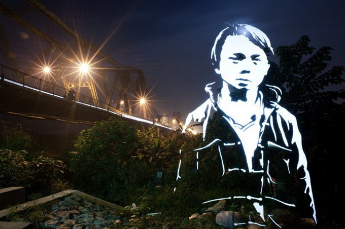 Lightpainting Project Enlightened Souls 13 pic on Design You Trust Lightpainting Project Enlightened Souls 13 Lightpainting Project