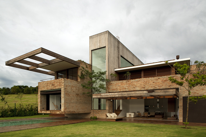 Quinta Da Baroness 1 Quinta Da Baroness House by Studio Arthur Casas