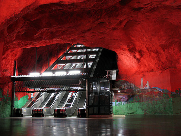 Stockholm Subway 1 pic on Design You Trust Stockholm Subway 1 The Top 10 Coolest Subway Systems in the World