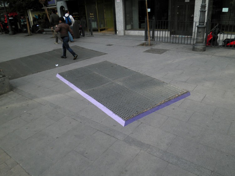 e11 750x562 New street art by E1000 !
