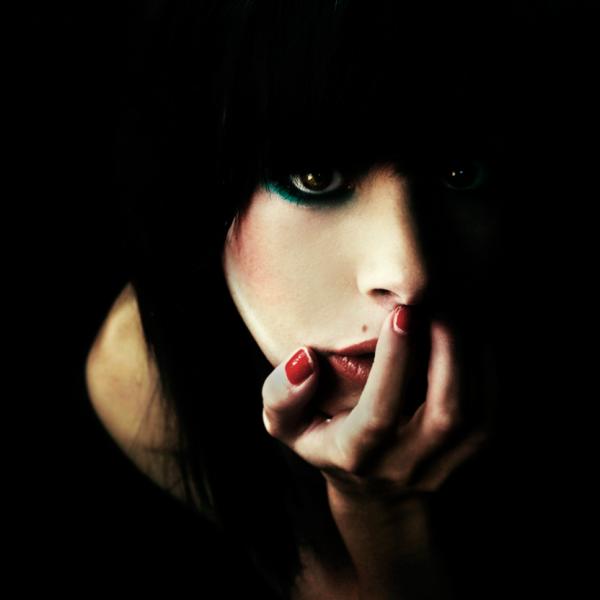 this love.600 600 Eye catching Portraits by Caitlin Worthington