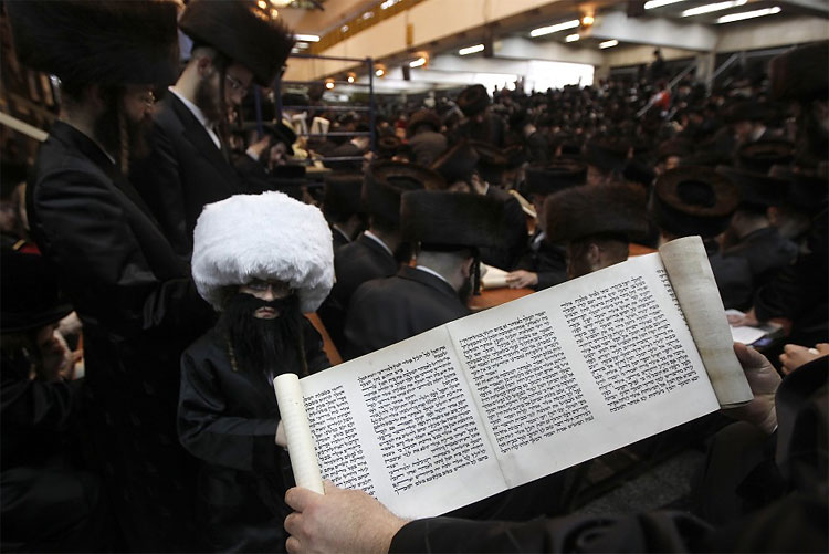 317 Jews Celebrate Purim, the Festival of Survival 