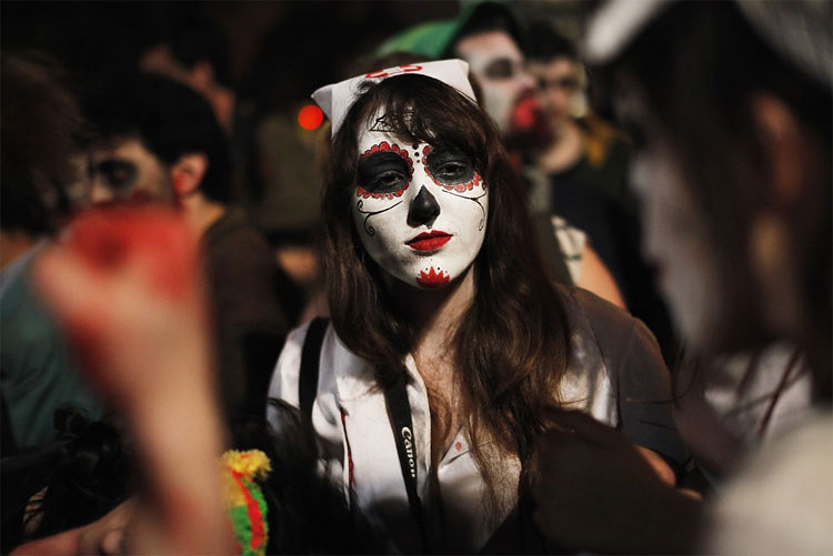 413 Jews Celebrate Purim, the Festival of Survival 