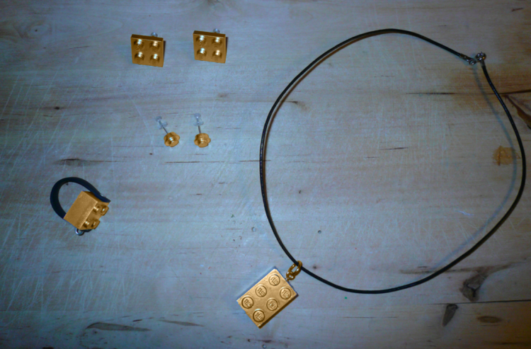 Awesome Accessories by Jewelego Screen Shot 2012 03 16 at 4.12.43 PM 750x493 Awesome Accessories by Jewelego