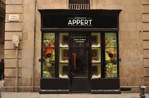 Monsieur Appert Identity frente tienda Monsieur Appert Identity