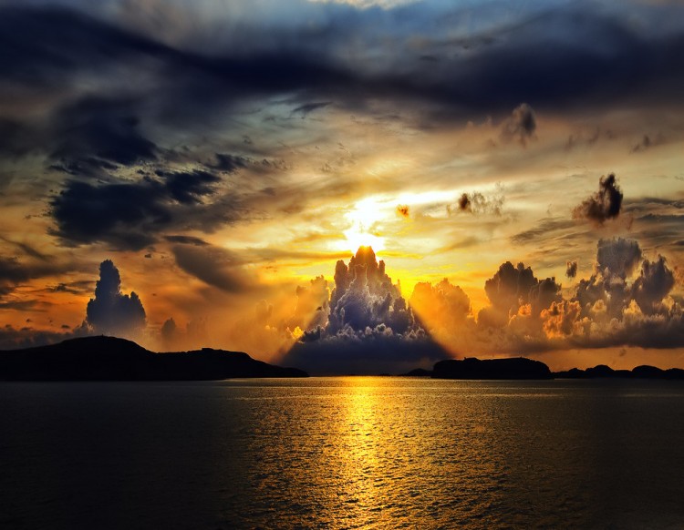 hDkKb1 750x582 Sunset in Sweden