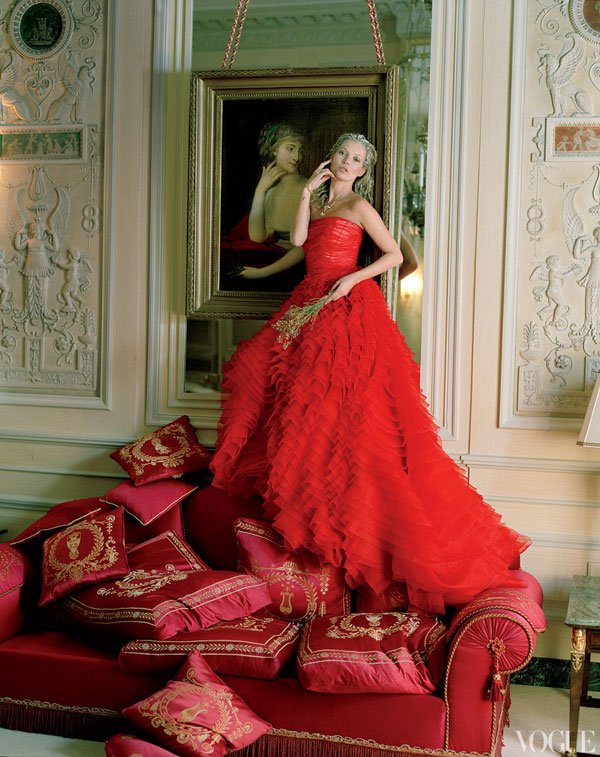 Haute Hotel kate moss vogue us april 2012 tim walker ritz paris 1 Haute Hotel
