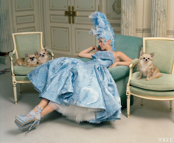 Haute Hotel kate moss vogue us april 2012 tim walker ritz paris 6 Haute Hotel