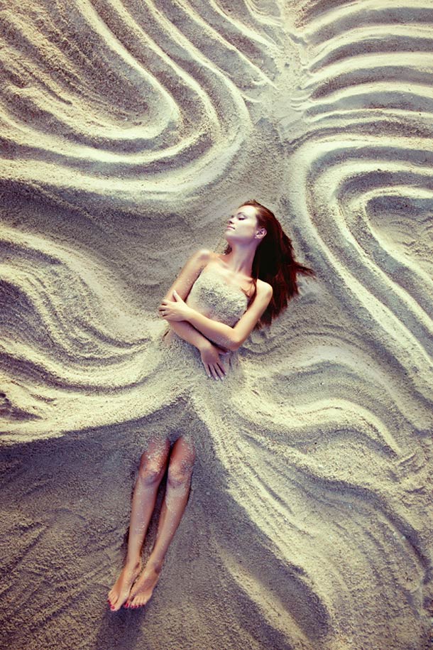 sand by chudeyka Girl in the sand