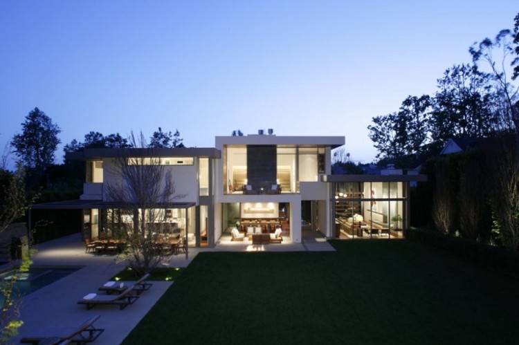 Brentwood Residence Interiors by MLK Studio 239 750x499 Brentwood Residence Interiors by MLK Studio