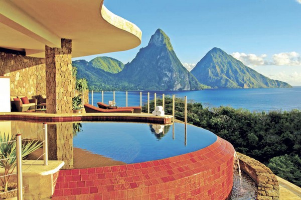 Vibrant Ininfty Pools at Jade Mountain Resort Inifnity Pool Vibrant Ininfty Pools at Jade Mountain Resort