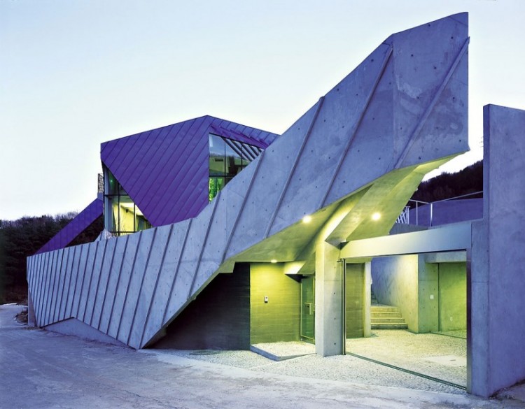 The Sensational House of the Week N°25 ! Purple Hill House 03 800x624 750x585 The Sensational House of the Week N°25 !