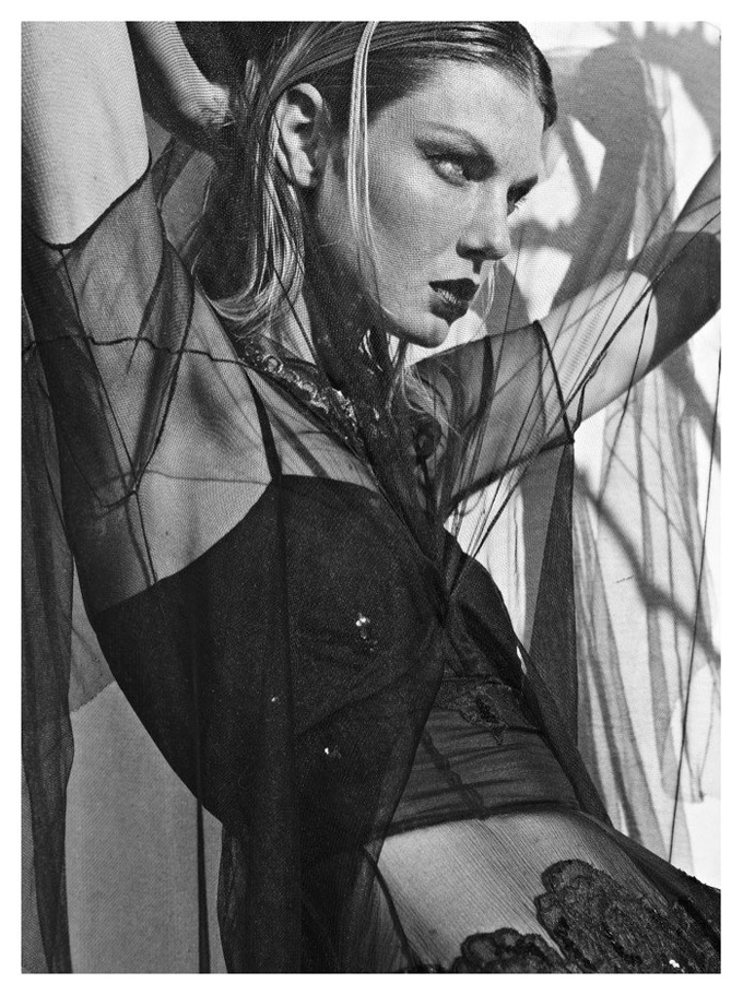 bf34a angela lindvall2 Angela Lindvall in Harpers Bazaar Turkey