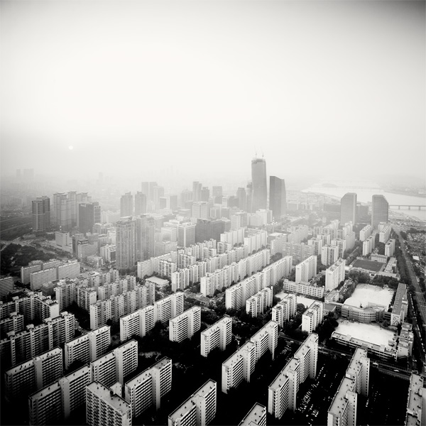 Photographer Martin Stavars c3c97 martin stavars megalopolis southkorea01 Photographer Martin Stavars