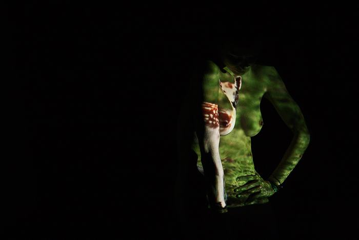 Animalia Editorial by The Weather Chanel editorial the weather chanel animal girl photo naked foto chica animal light6 Animalia Editorial by The Weather Chanel