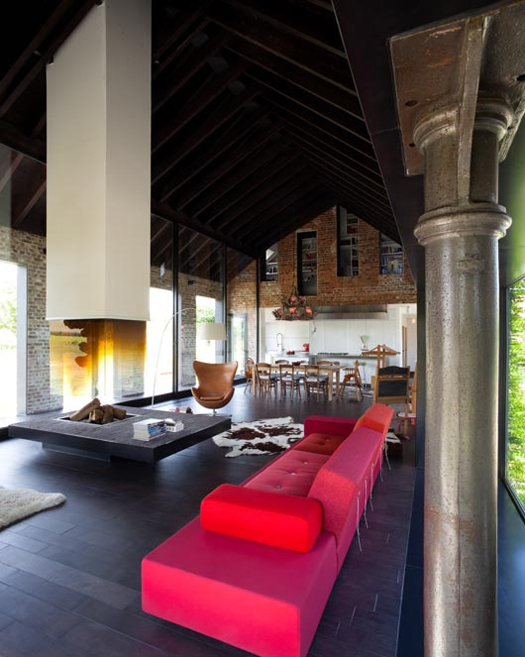 Architecture: Old Barn Transformed i1a16 Architecture: Old Barn Transformed