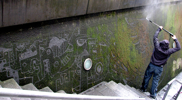 reverse art pressure washing street 7 Reverse Art Made By Pressure Washing The Street