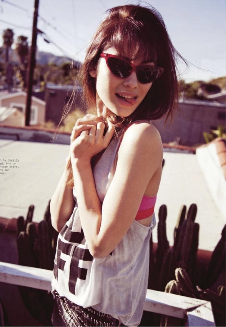 Olga Kurylenko by Brooke Nipar unnamed ggq8w3gp94 750x1084 Olga Kurylenko by Brooke Nipar