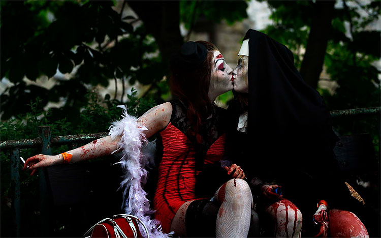 Photo of the Day: Zombie Walk In Prague 114 Photo of the Day: Zombie Walk In Prague