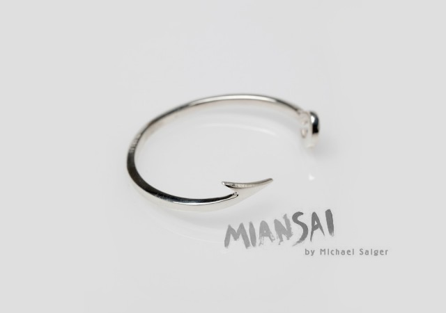 1o63 pic on Design You Trust 1o63 Fishing hook cuff by Miansai