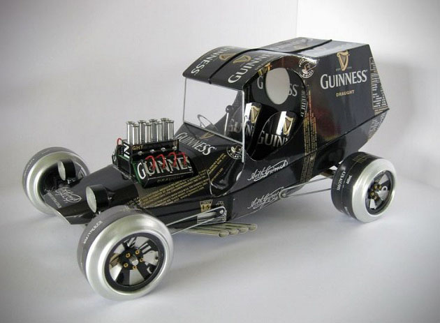 Mini Classic Cars Constructed from Old Beer Cans Classic Vehicles Made From Recycled Beer Cans 00 Mini Classic Cars Constructed from Old Beer Cans