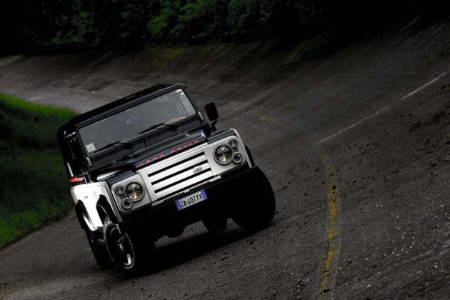 Aznom Land Rover Defender Land Rover Defender by Aznom 3 Aznom Land Rover Defender