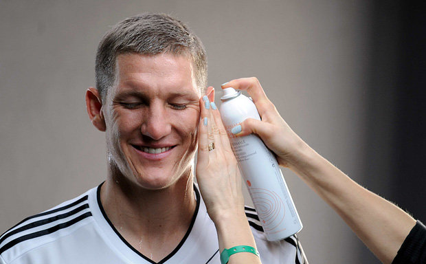 New Video of the German Football Team Mercedes Benz MAKING OF SPOT 005 New Video of the German Football Team