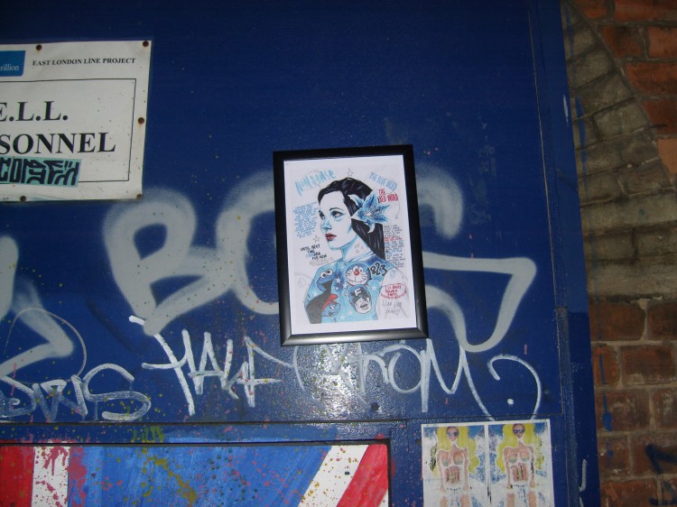 BEAUTIFUL FRAMED STREET ART FROM MR.FRIVOLOUS SN204507 750x562 BEAUTIFUL FRAMED STREET ART FROM MR.FRIVOLOUS