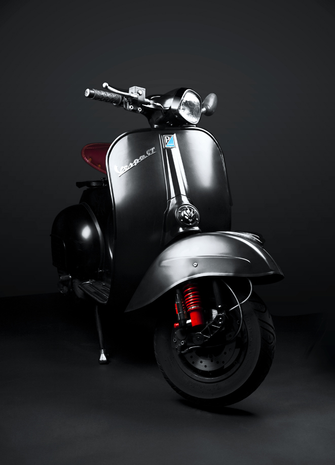 PACKSHOT MOTORCYCLE | VESPA GT 125 by Kenyon Manchego VESPA3web PACKSHOT MOTORCYCLE | VESPA GT 125 by Kenyon Manchego