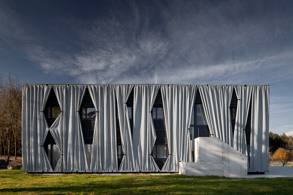 Aichinger House by Hertl Architekten aichinger house 2 Aichinger House by Hertl Architekten