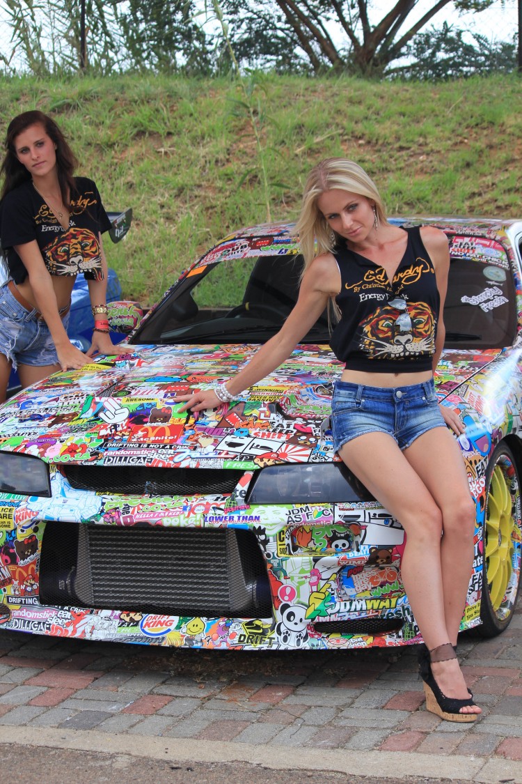 Epic Stickerbombs & Geeky JDM Sticker Decals chicks babes girls stickerbomb nissan skyline showing face by supafly77 d4r4s4f 750x1125 Epic Stickerbombs & Geeky JDM Sticker Decals