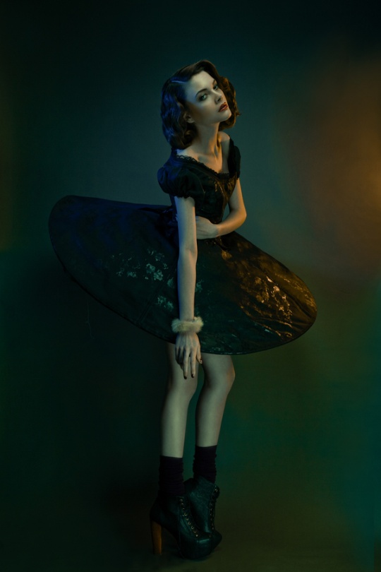 i1b104 [Really] Hot Fashion Photography