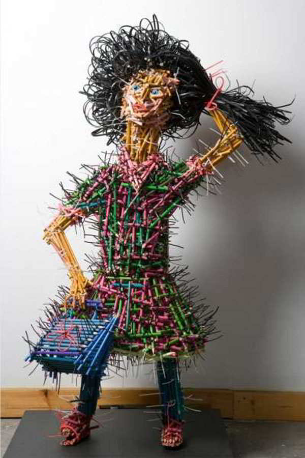 i1b189 Beautiful Pencil Sculptures by Federico Uribe