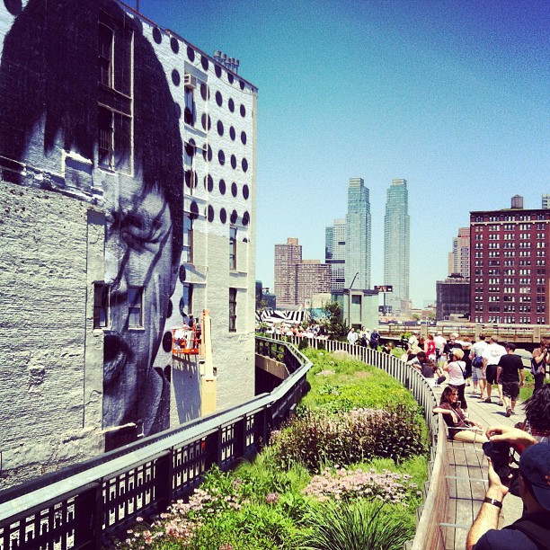 jr newyork highline 011 Streetartist JR in New York – “The High Line”